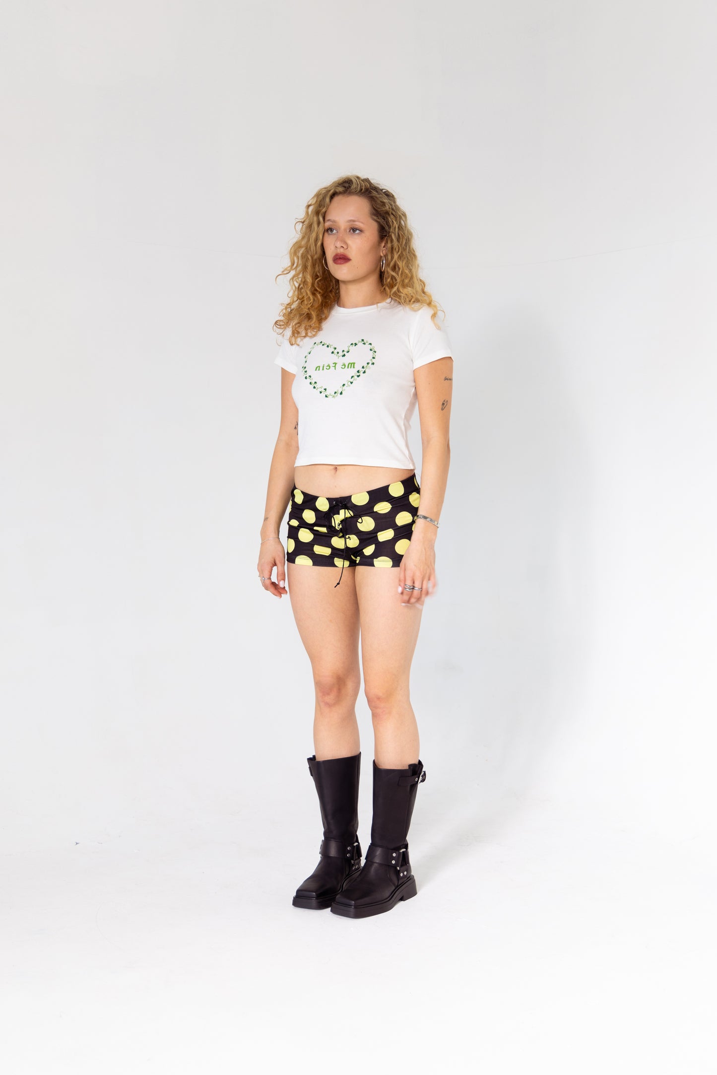 Mé Féin Baby Tee in White